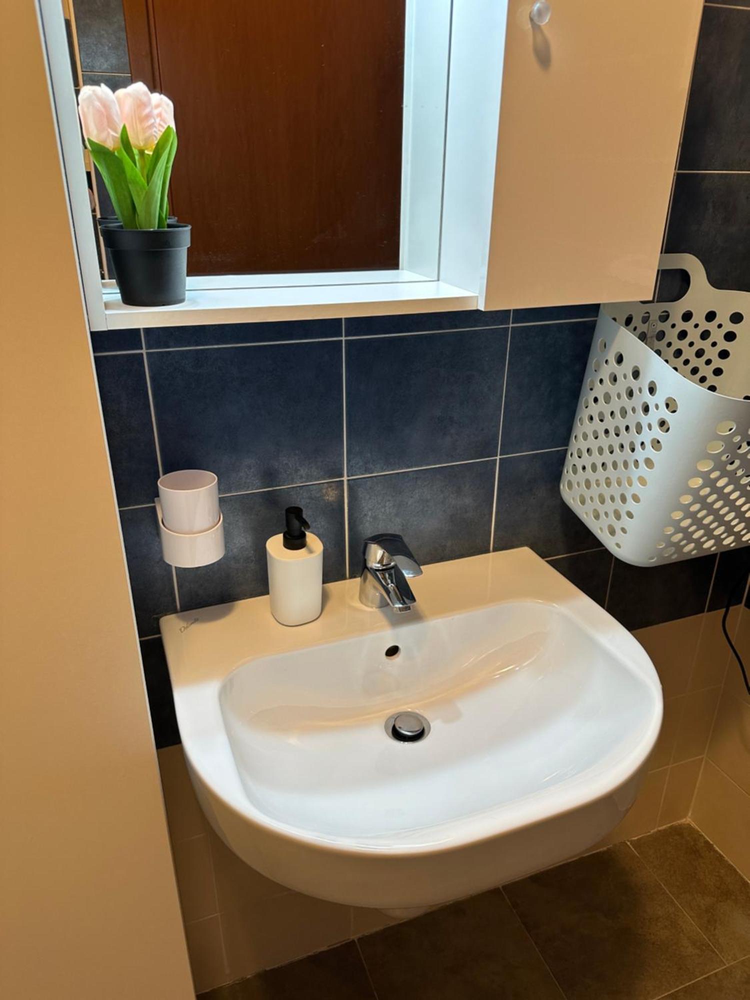 Apartamento Il Gabbiano Savona "Luxury House" - Wifi, Parking, Shopping Center Exterior foto