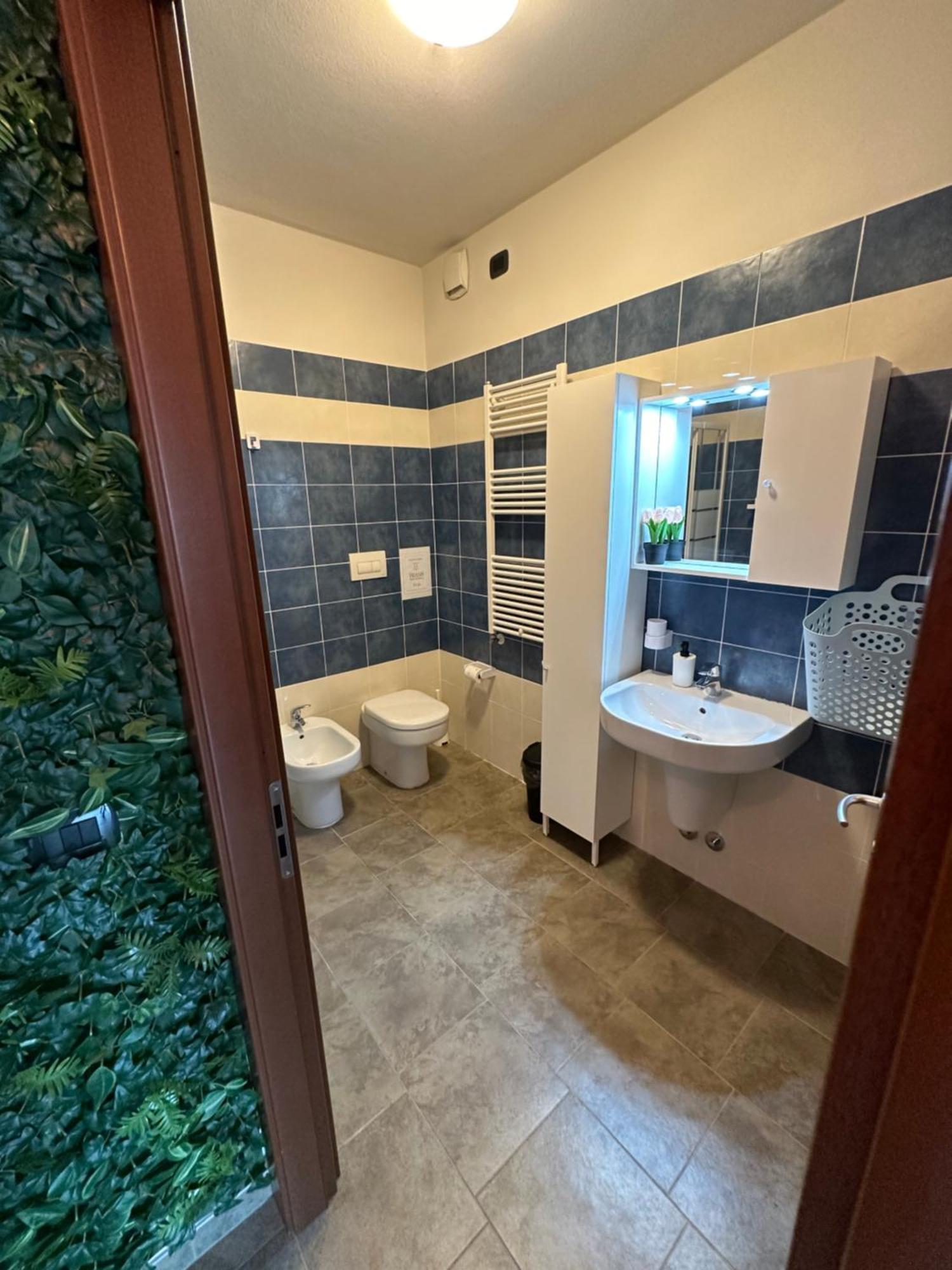 Apartamento Il Gabbiano Savona "Luxury House" - Wifi, Parking, Shopping Center Exterior foto